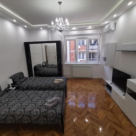 Victory Apartment - Heart Of Belgrado Esterno foto